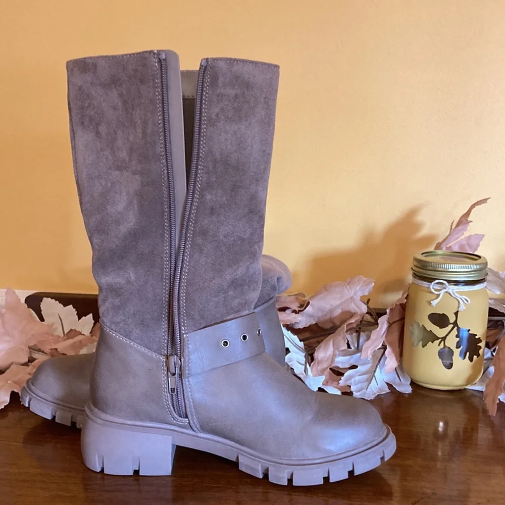 Steve Madden Taupe Suede Boots